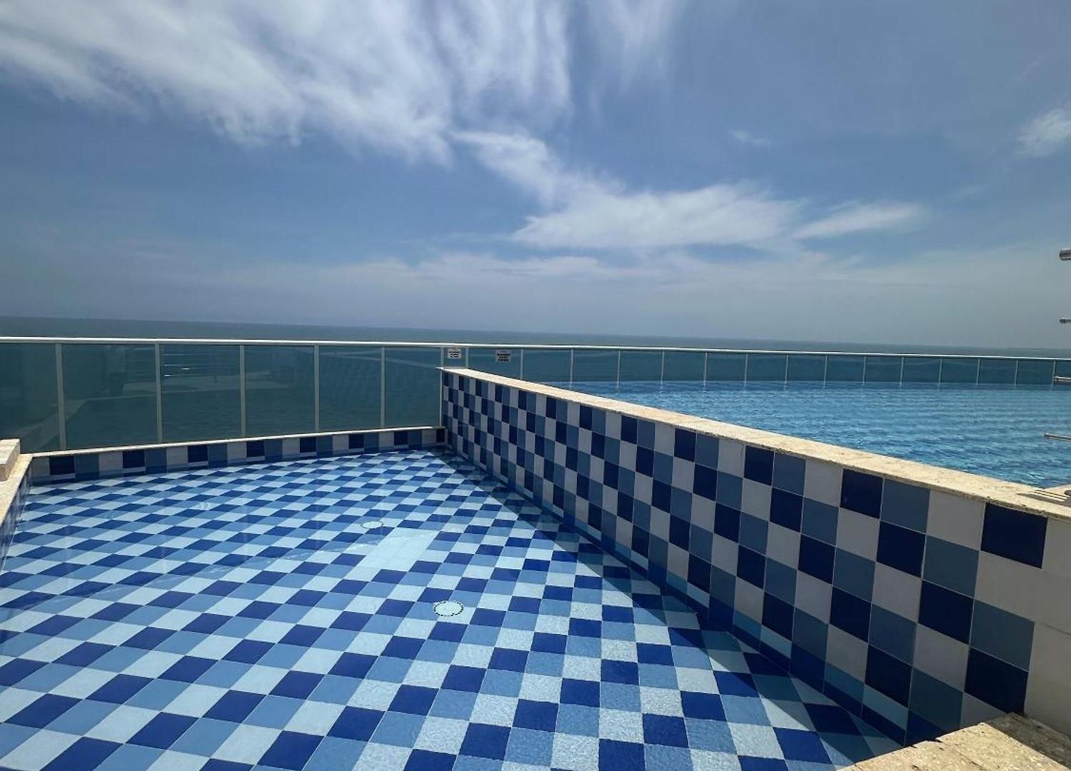 Penthouse Vista Panoramica Frontal Al Mar 450 Mts2 * Cartagena