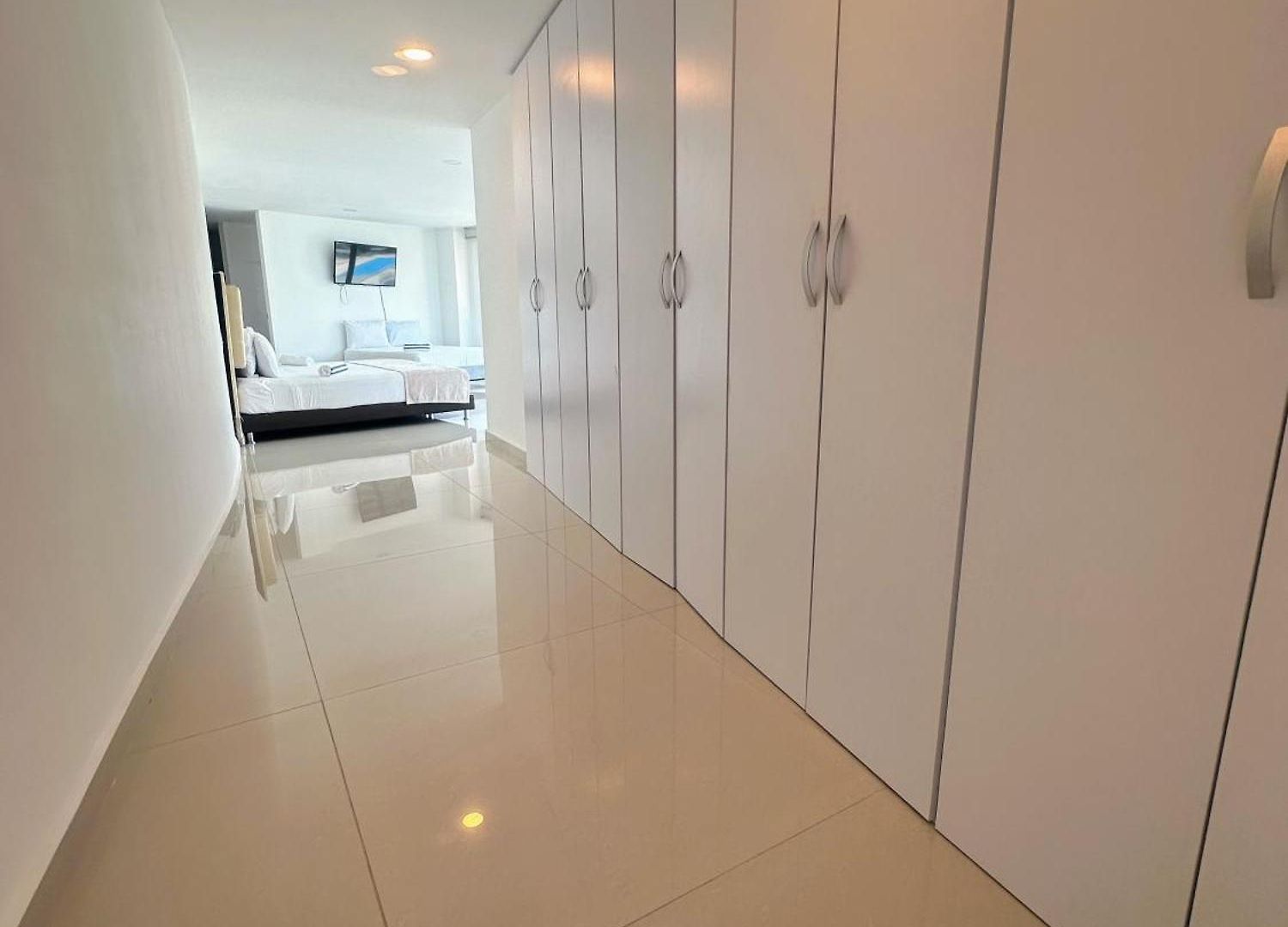 Apartamento Penthouse Vista Panoramica Frontal Al Mar 450 Mts2 *