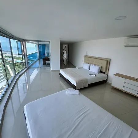 Apartamento Penthouse Vista Panoramica Frontal Al Mar 450 Mts2 Cartagena